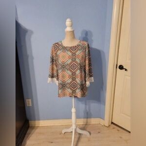 Geometric Patterned Women's Top